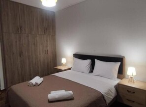 Apartamento, 2 habitaciones, balcón