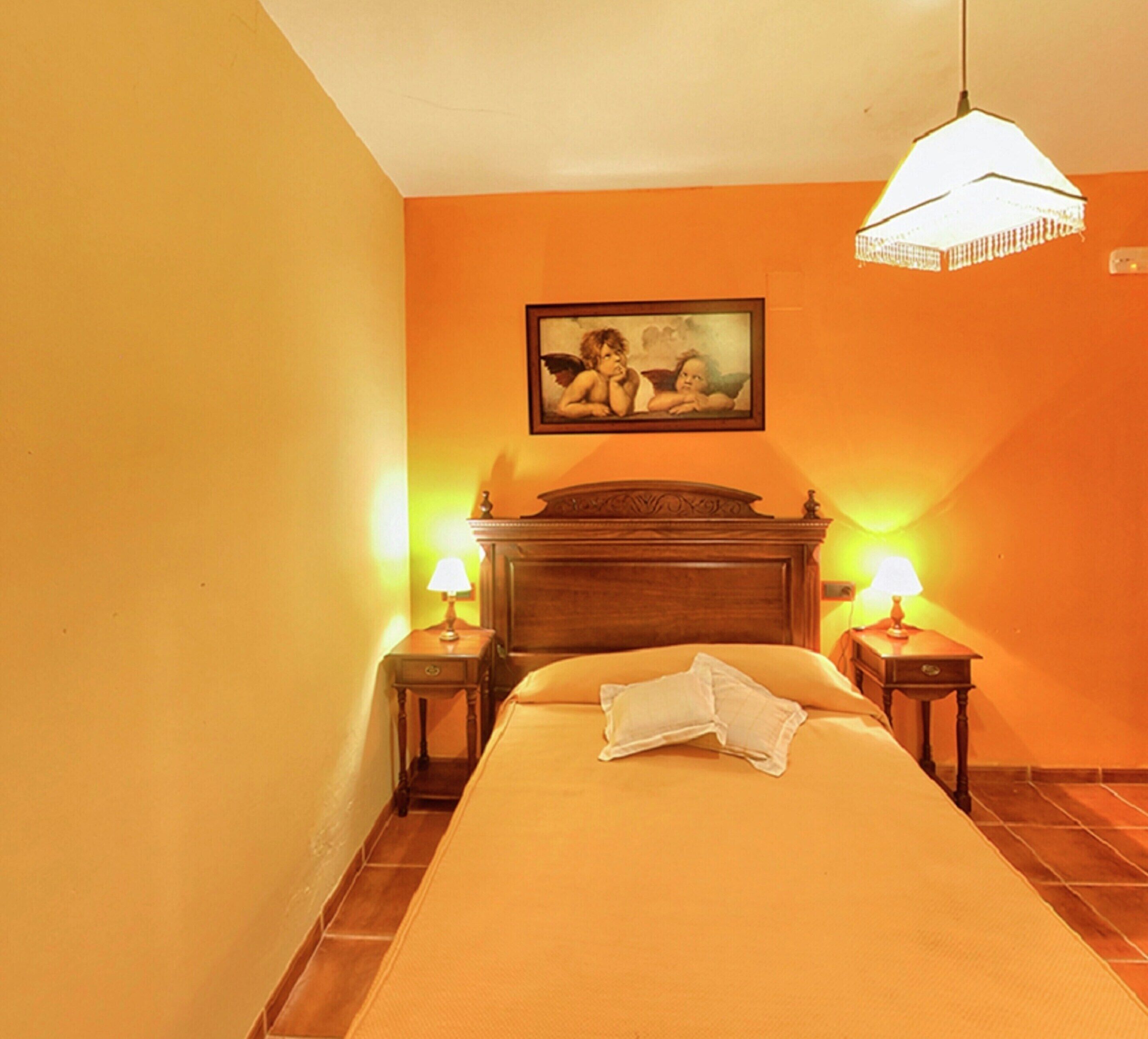 Rumah | 4 kamar tidur dan dilengkapi dengan perabotan berbeda-beda