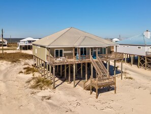Exterior - Sea Turtle - Gulf Beachfront, 5 Bedroom, 4 Bath, Sleeps up to 13 (Dauphin Island)