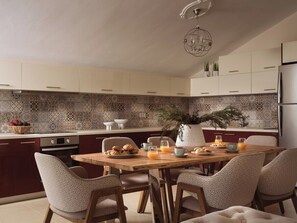 Dining - Casa Di Cuore Loft   Sea View & Jacuzzi Retreat (Zakynthos)