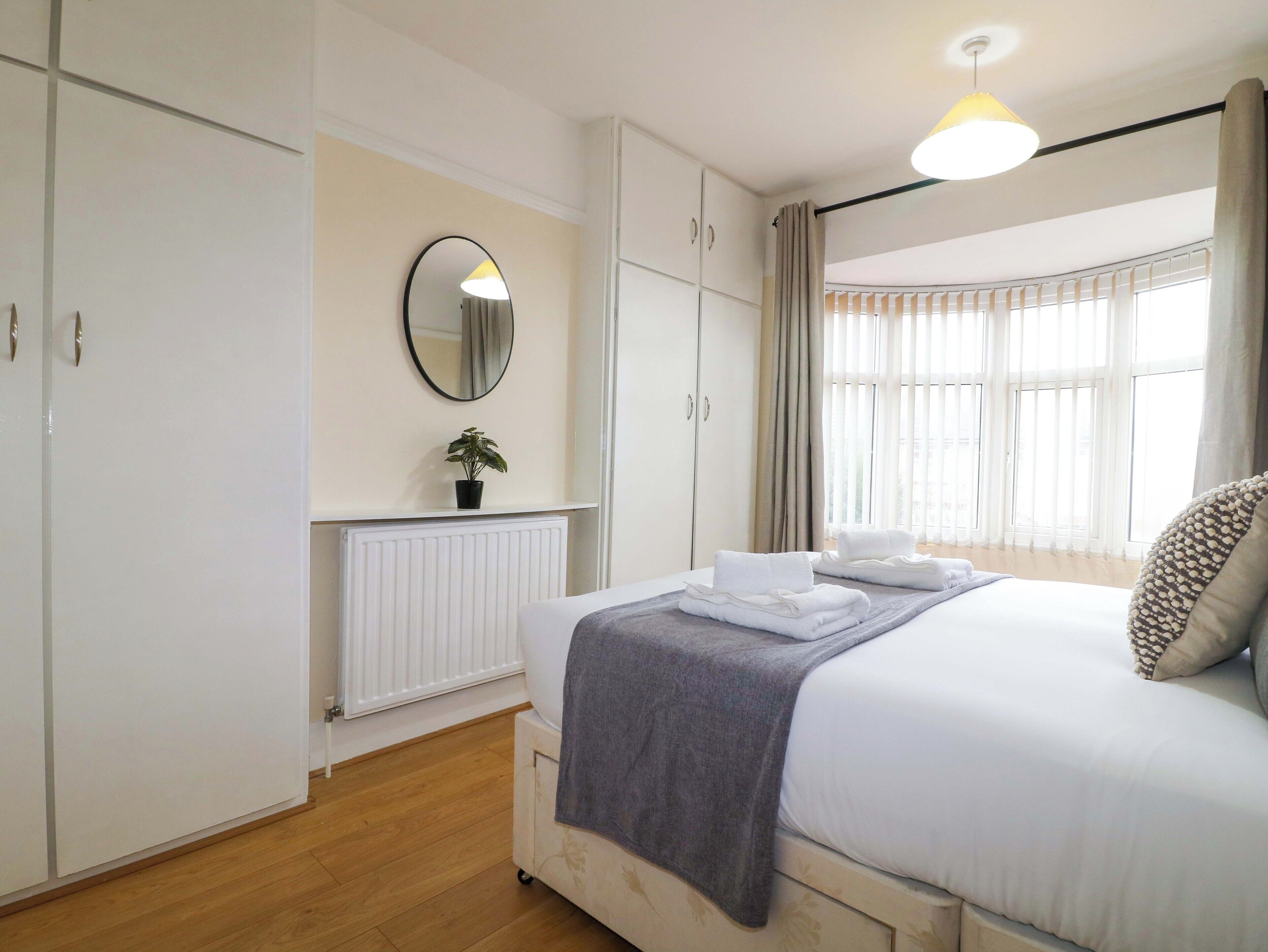 2 bedrooms, individually decorated, individually furnished, free WiFi