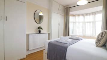 2 bedrooms, individually decorated, individually furnished, free WiFi