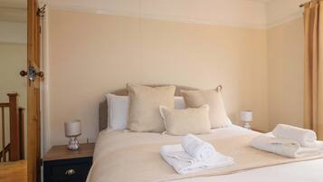 2 soverom, individuelt dekorert og individuelt innredet