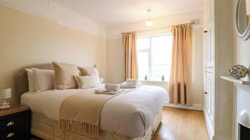 2 bedrooms, individually decorated, individually furnished, free WiFi