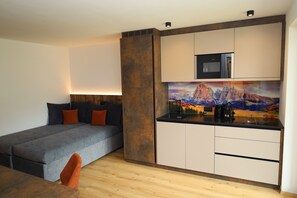 Interior - Apartment 'Seceda' with Mountain View, Private Terrace and Wi-Fi (Passua)