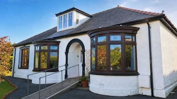Cottage | Exterior