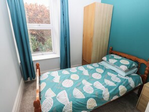 4 bedrooms, individually decorated, individually furnished, free WiFi - Kenvor (Newport)