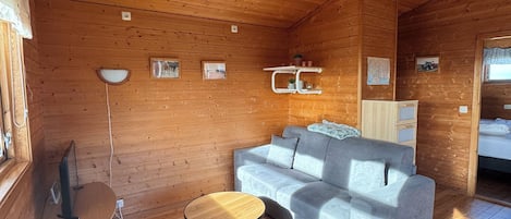 Eldborg Cabins | Living area
