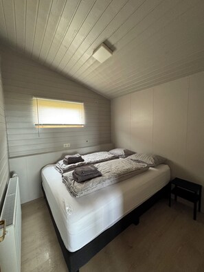 Eldborg Cabins | Free WiFi, bed sheets - Eldborg Cabins & Guesthouse (Borgarbyggd)