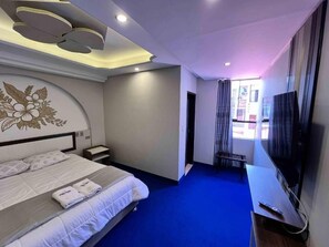 Uklassifisert bilde, 3 av 14, knapp