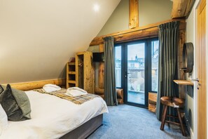 2 bedrooms, individually decorated, individually furnished, free WiFi - Keepers Cabin (Ilkley)