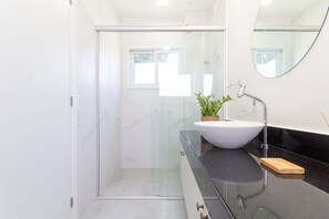 Bathroom - Flamingos Pipa #03 - Casa Com Jacuzzi by Carpediem (Tibau do Sul)