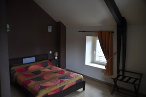 1 bedroom, iron/ironing board, WiFi