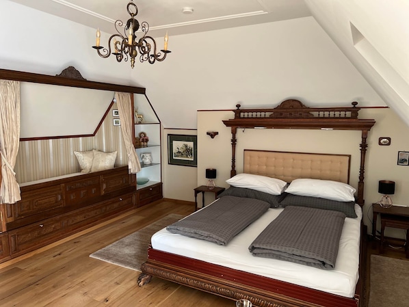 Unclassified image, 1 of 14, button - Deluxe family room Albert (Kapfenstein)