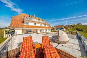 Unclassified image, 5 of 15, button - Double room Josefine with balcony (Kapfenstein)