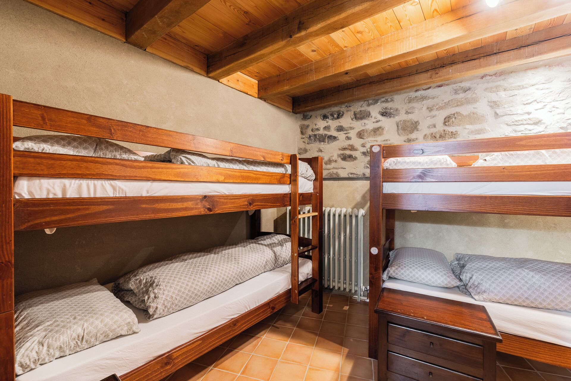 Economy-Zweibettzimmer, eigenes Bad | Kostenloses WLAN