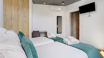 2 bedrooms, WiFi, bed sheets