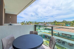 Basic Apartment | Outdoor dining - Makia Beach #a310 - Flat With Balcony by Carpediem (Ipojuca)