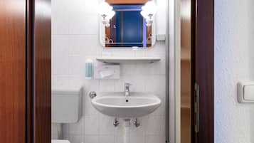 Einzelzimmer | Badezimmer