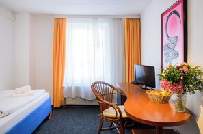 Single Room | Desk, laptop workspace, free WiFi, bed sheets - Vinetahotel Stadt Barth (Barth)