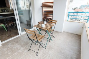 Apartment, City View | Outdoor dining