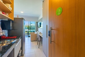 Interior - Makia Beach #a106 - em Muro Alto por Carpediem (Ipojuca)