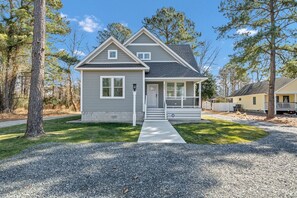 Exterior - Nestled Inn by Seaside Vacations & Sales (Chincoteague Island)