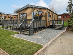 Terrace/patio - Tulip (Leominster)