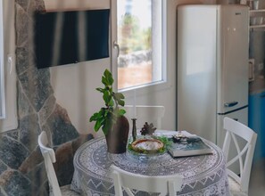 Villa (OneBedroom Villa with Pool) | Dining room