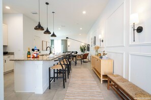 Dining - Sunny Dreams Vacation Home 3 miles to Disney 7574 (Kissimmee)
