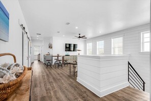 Interior - Latitude! New! 8 Bed! Beach! (Destin)