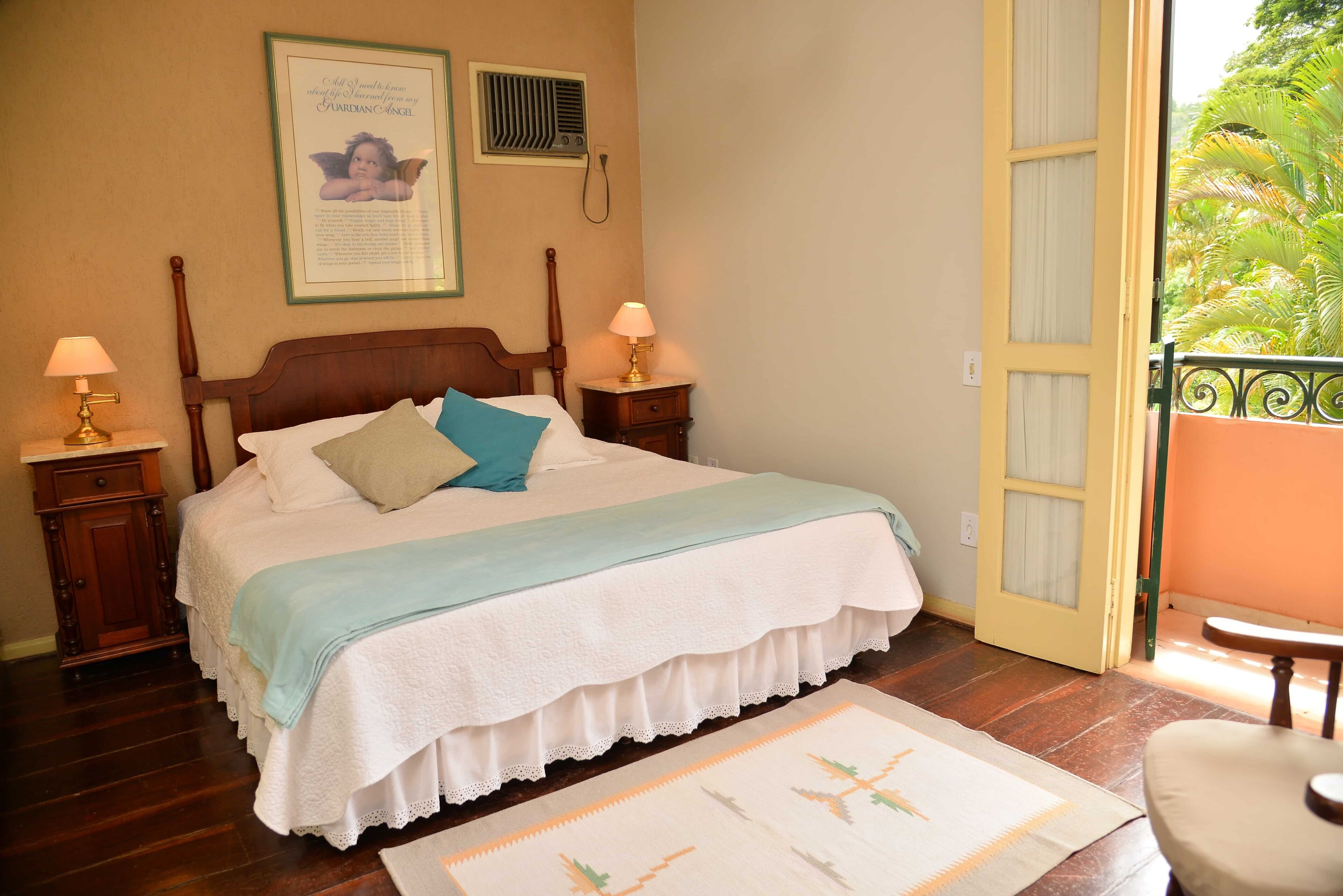 Deluxe Suite | Free WiFi