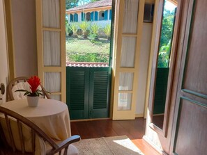 Standard Twin Room | Outdoor dining - HOTEL SOLAR FAZENDA DO CEDRO (Areal)