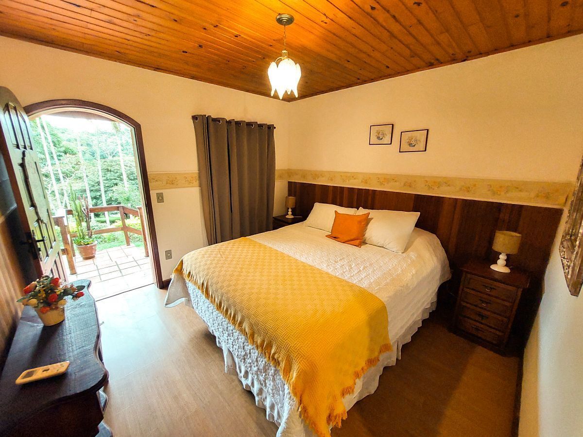 Family Room | Free WiFi