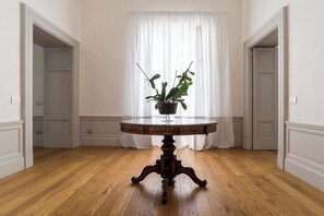 Interior - Dimora Torremuzza historic home downtown Palermo with three bedrooms and 4 bathrooms (Palermo)