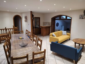 Dining - Gîte du Platane, Sleeps 14 (Grazac)