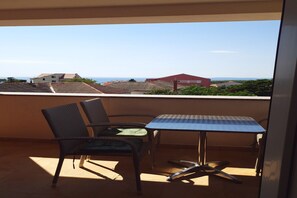 Outdoor dining - Beautiful Apartment Bodulo 4 (Povljana)