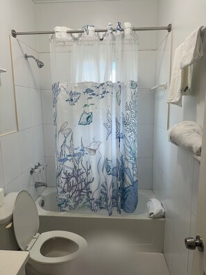 Handdoeken, toiletpapier