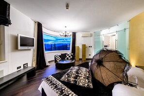 4 bedrooms, in-room safe, iron/ironing board, travel cot - Villa Dubrovnik Grande, Modernist exterior, Fendi interior, special house. (Dubrovnik)