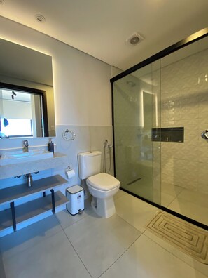 Hair dryer, towels, soap, toilet paper - Steps away from Shopping del Sol - Torre Firenze (Asunción)