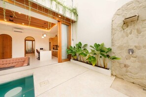 Unclassified image, 5 of 40, button - Modern 1BR Oasis - Sunken Lounge & Near Canggu (Mengwi)