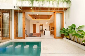 Unclassified image, 2 of 40, button - Modern 1BR Oasis - Sunken Lounge & Near Canggu (Mengwi)