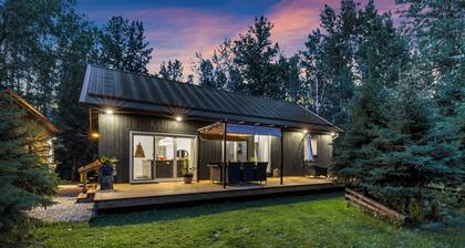 Aspen Acre @ Pigeon Lake Hot Tub Fire Pit StarLink