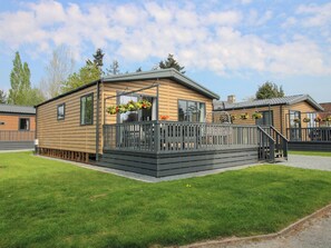 Cottage | Exterior - Poppy (Leominster)
