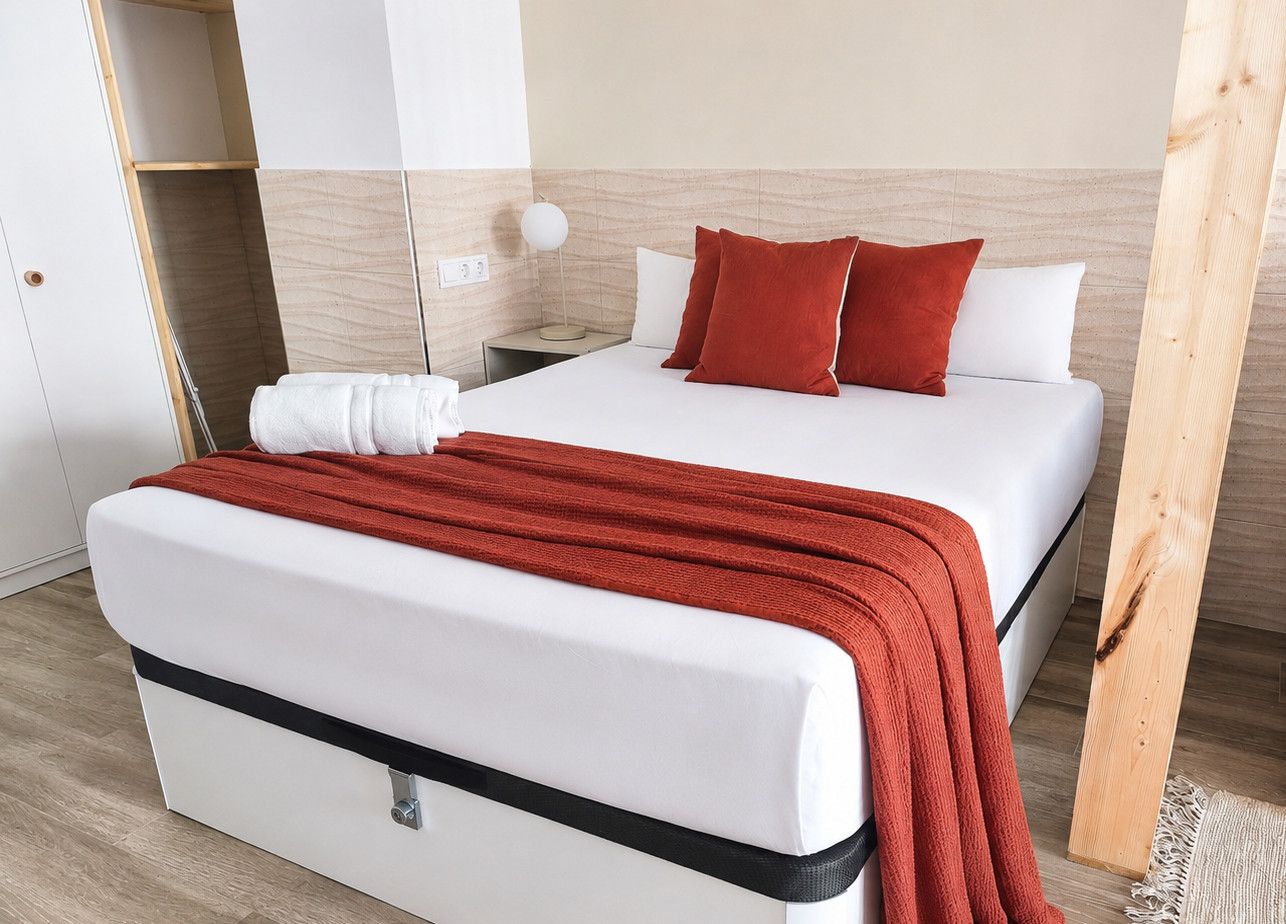 1 bedroom, WiFi (free), bed sheets