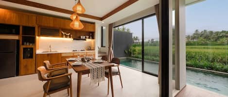 Fridge, stovetop, cookware/dishes/utensils, dining tables