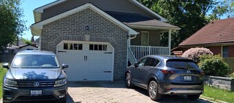 Cozy apartment on a dead end street, close to Fanshawe College, free parking