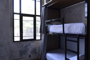 Classic Shared Dormitory, City View | Blackout drapes, iron/ironing board, free WiFi - Nomaddicts (Ciudad de México)