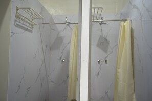 Nicht klassifiziertes Bild, 2 von 40, Schaltfläche