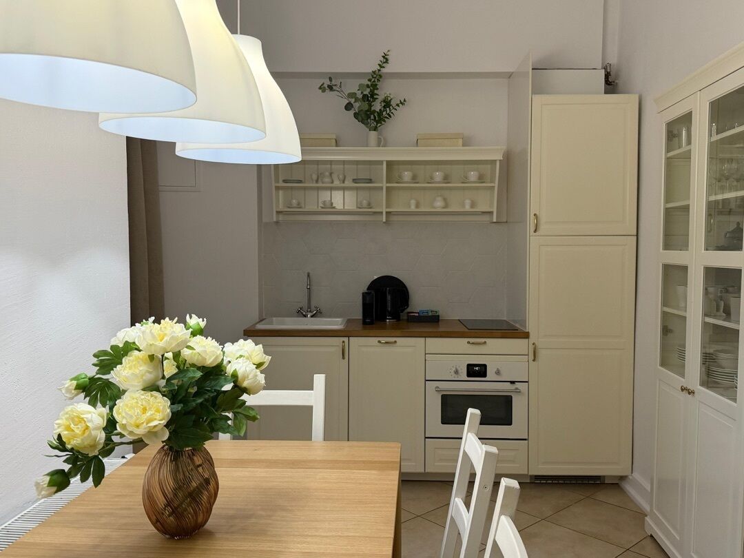 ดีลักซ์อพาร์ทเมนท์, 2 ห้องนอน | ครัวขนาดเล็กส่วนตัว | ตู้เย็น, เตาอบ, เตาประกอบอาหาร, เครื่องล้างจาน